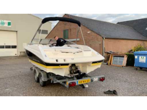 8713cd95-5bc1-48d6-abf1-8eeafa8bf6ac.mp4