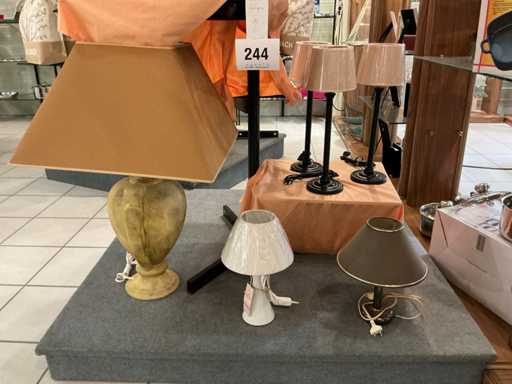 Diverse keramieken tafellampen (10x) met kap