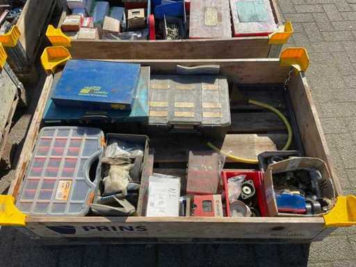 Befestigungselemente, Unterlegscheibenkupplungen, Kupplungen