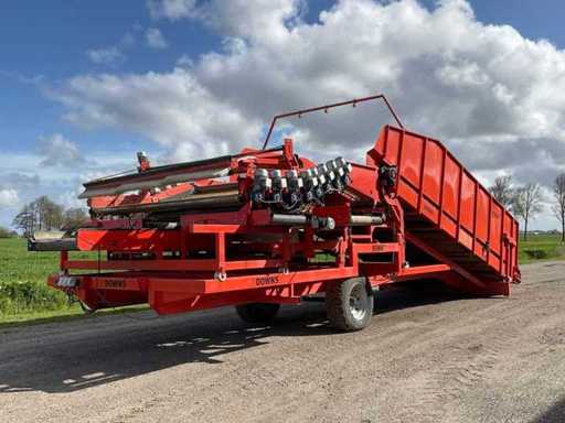 2016 Downs DG 300 + DET 3M Stortbak met spiraalrollenreiniger