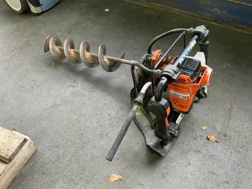 Stihl BT 131 Tarière de terre