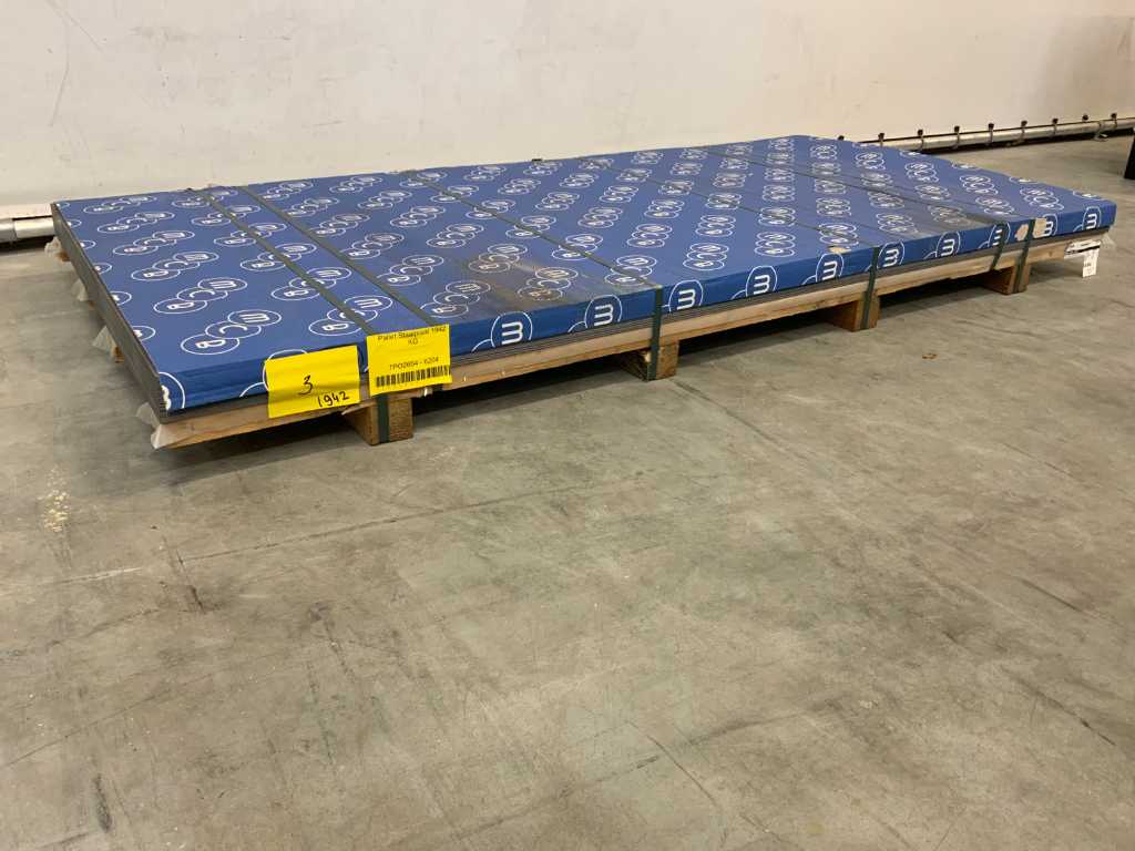 Package Pickled ympress 250C plate 1942kg