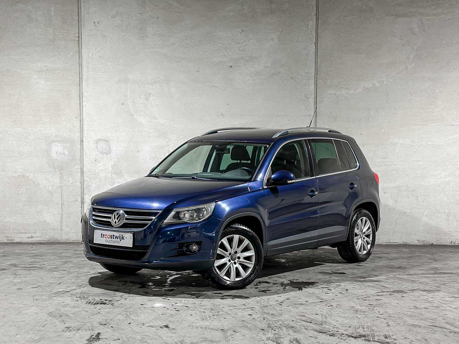 Volkswagen Tiguan 2.0 TDI Sport&&Style 4Motion 140pk 2011 (Origineel-NL), 74-PNH-9