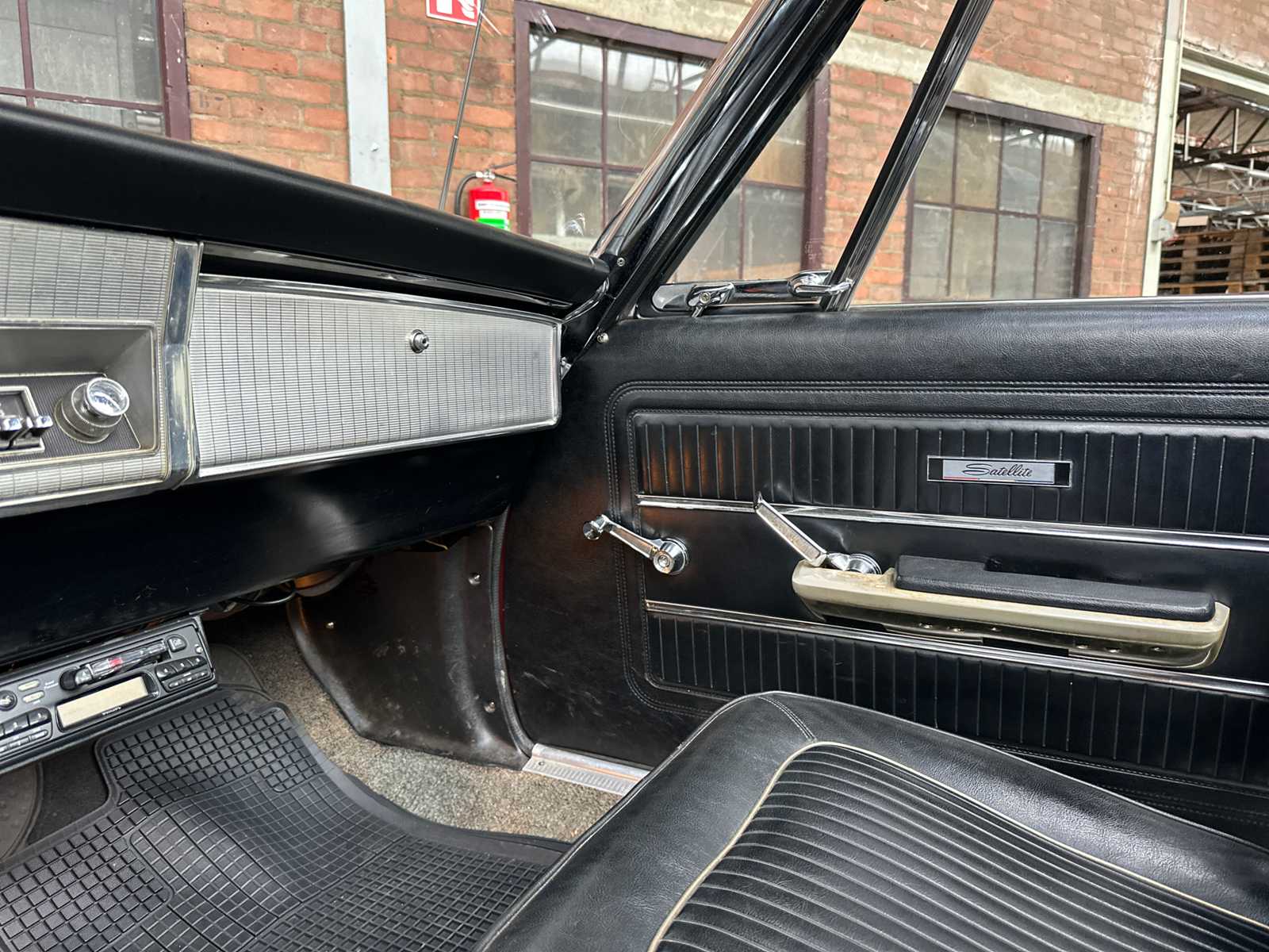 Plymouth Satellite M1 Cabriolet 265pk 1965, FR-38-09