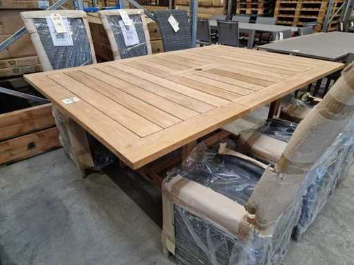 Diamond Collection Tuintafel 120-180 x 120cm Brede Latten