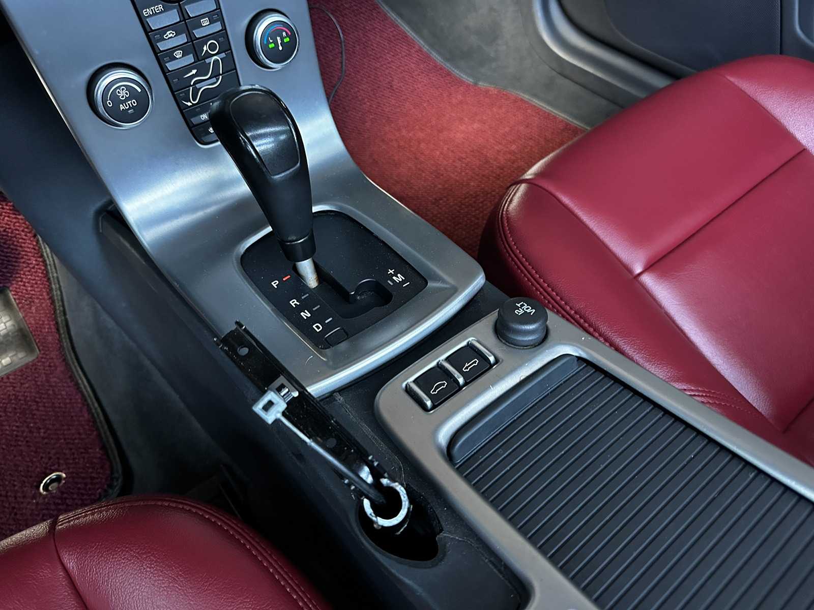 Volvo C70 T5 2.5 L5 220pk 2007 Youngtimer