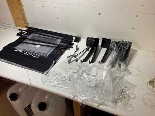 DT Swiss display voor 6 velgen + vlaggen