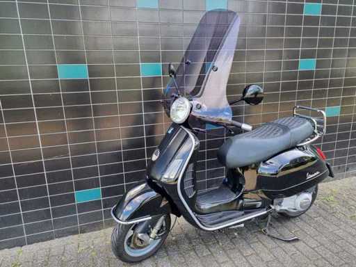 Vespa – GTS 250, also – Motorroller
