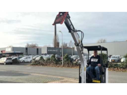 362a2cb3-fd4b-4c6b-a7d2-eaa49be9a23c.mp4