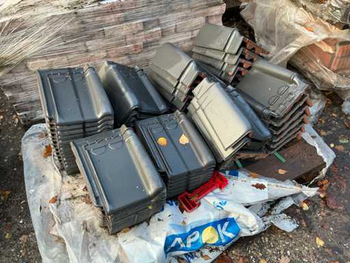 Wienerberger Storm 44 Small batch of roof tiles