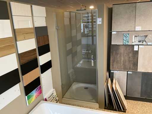 Hüppe SolvaPro+ Duschtür mit Duschsystem