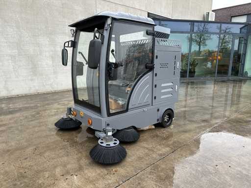 OKG - 2025 - DY2000 - Street sweeper