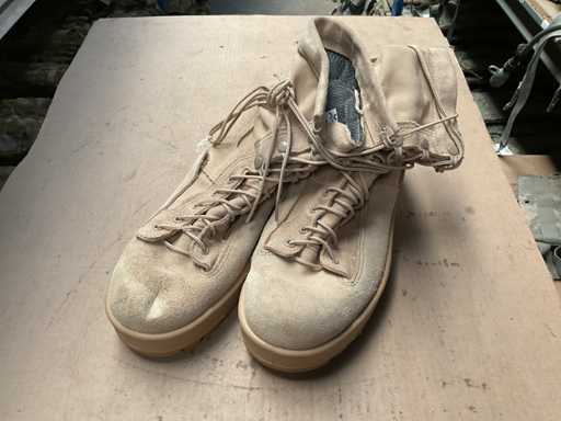 Buty bojowe na gorące warunki