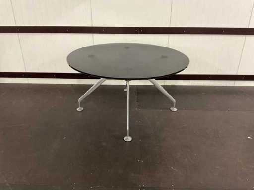 Dining table 140x140x74 cm