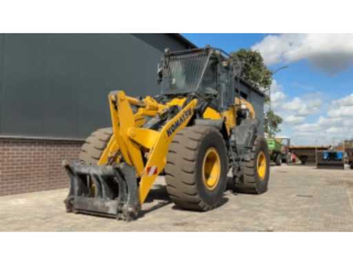 4e4f2f4b-b840-449a-9bfe-74c9f387a52a.mp4