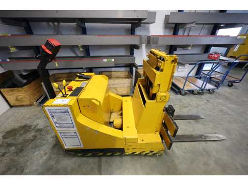 JUNGHEINRICH GW 6/24 M Stappler