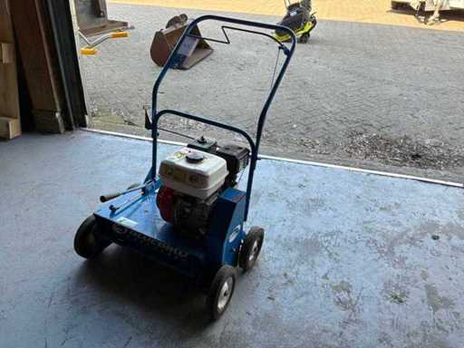 1998 BlueBird Scarifier