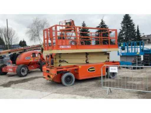 eb4d43ad-5b80-4c20-aabe-dba5291aa091.mp4