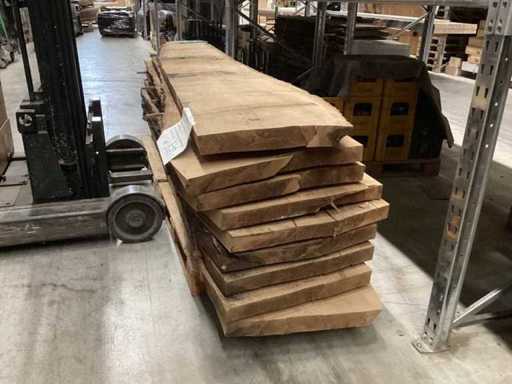 Oak block / trunk / 3.35m long / diameter approx. 75cm / sawn in 75 mm / 9 planks / dry air-dried