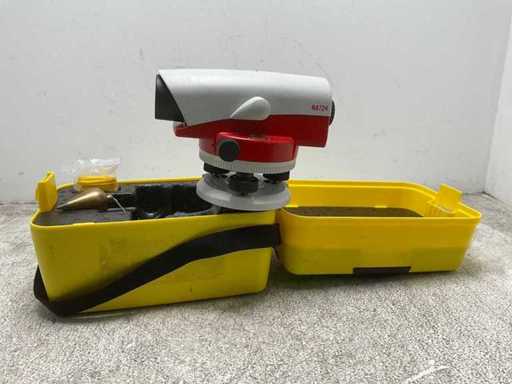 2011 Leica NA720 Waterpasinstrument