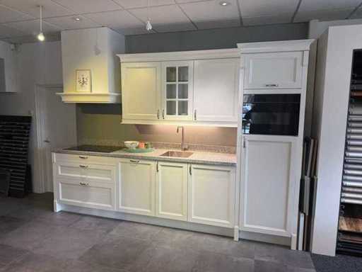 Tristar - Showroomkeuken met apparatuur