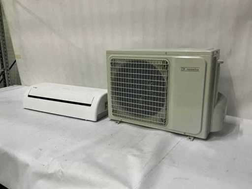 Ariston/Remeha - Nevis Plus 35 UD0-1/MXN 35 HK 189 - Aria condizionata