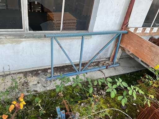 Pallet rack parts not complete