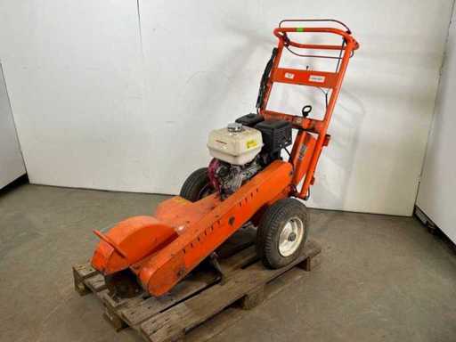 2018 Dosko 337-13H Stump Shredder 13hp