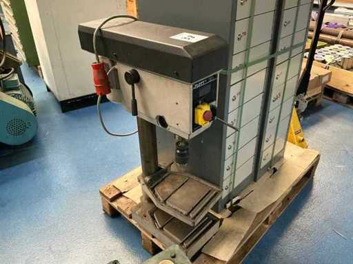 Machine de forage à colonne Flott E1