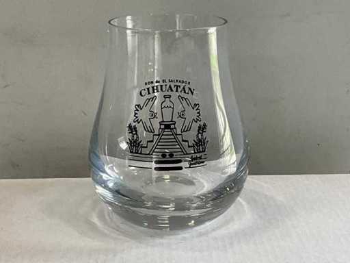 Crockery, glassware and cutlery (192x)