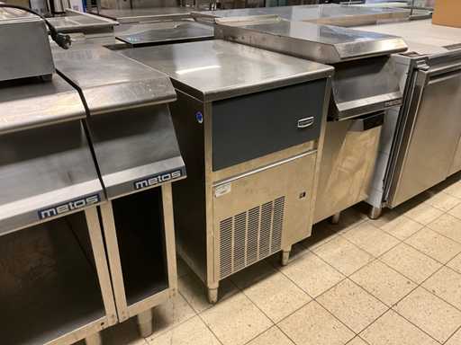 Électrolux 730533 Machine à glace concassée