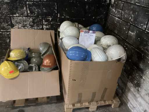 North Schutzhelm (120x)