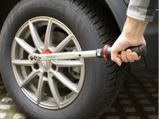 STIER Reversible Ratchet Torque Wrench 1/2", 80-400 Nm