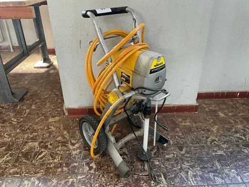 2010 Wagner Projectpro 119 paint machine