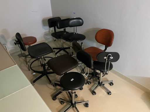 Scaune și scaun de laborator (9x)