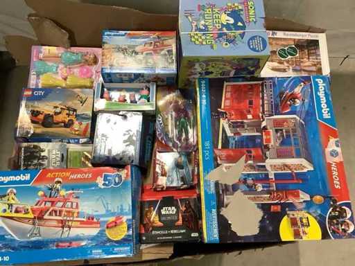 Palettenspielzeug (einschließlich Pokémon, Playmobil und Lego)