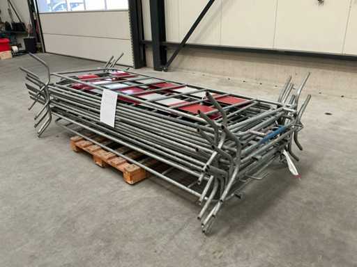 Bariera tłumu (16x)