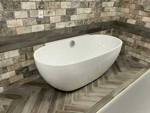 Halbfreistehende Badewanne