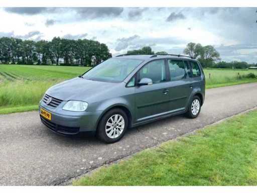 2005 Volkswagen Touran 7 persoons 1.6-16V FSI Athene Personenauto