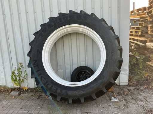 Anvelopa Vredestein Traxion 85