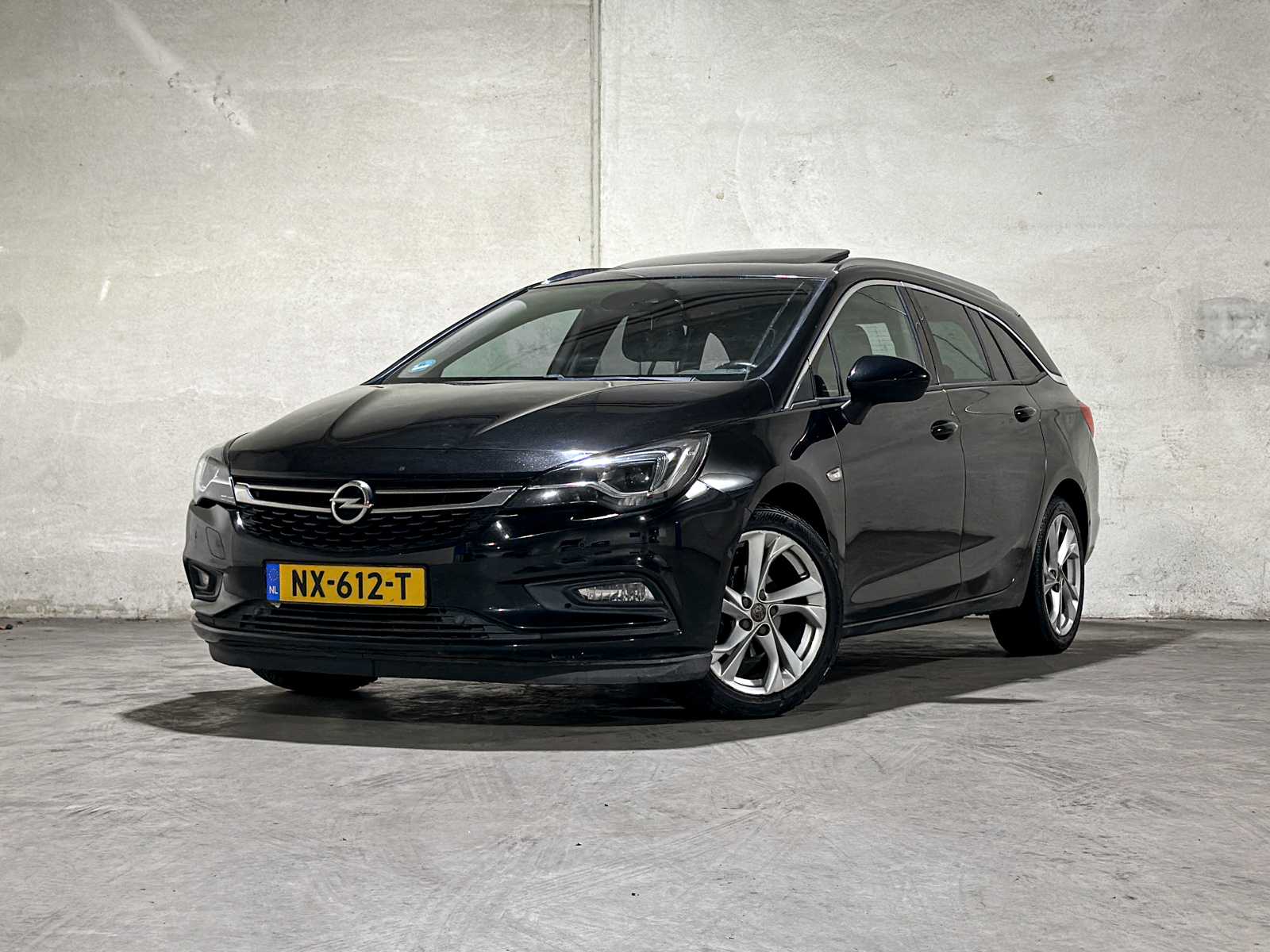 Opel Astra Sports Tourer 1.0 Innovation 105pk 2017 (Origineel-NL) Automaat, NX-612-T