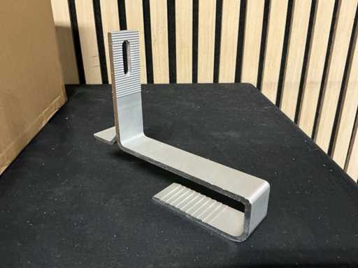 Aluminiowy hak dachowy (96x)