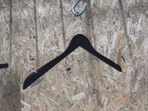 Houten Kledinghangers (300x)