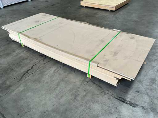 Lotto di lastre in MDF circa 2.10318 m²