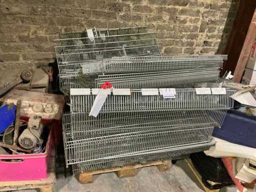 Batch of wire baskets and wire steel shelves