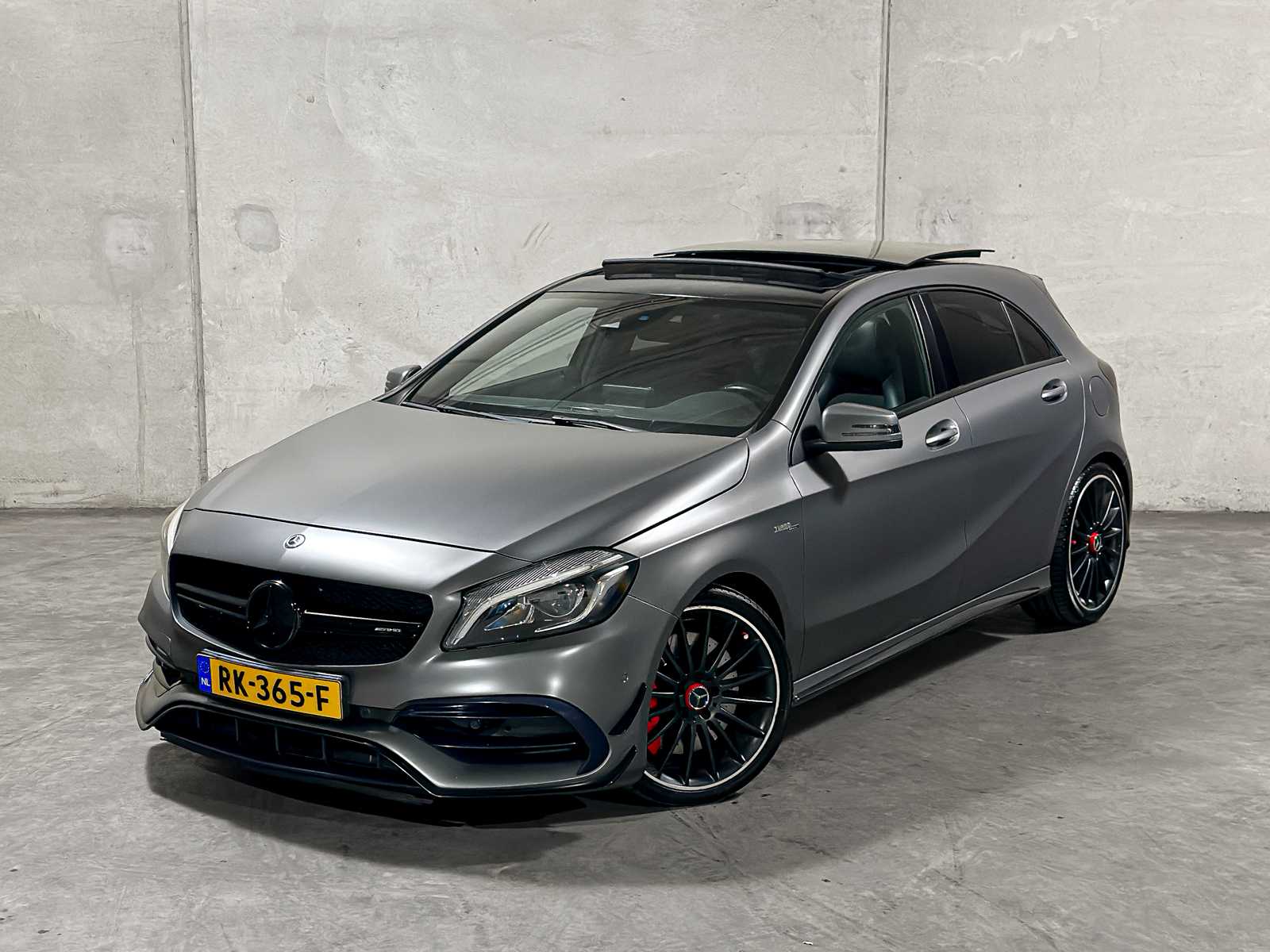 Mercedes-Benz A45 AMG 4MATIC 381pk 2017, RK-365-F