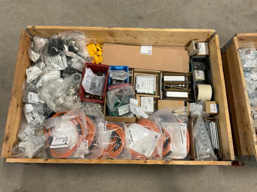 Charge von Installationsmaterialien