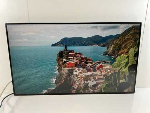 HP (Z32) 32”, 3840x2160 (UHD) IPS Monitor