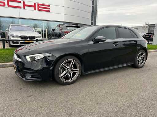 Mercedes-Benz A-Class 180 Soluție de afaceri AMG 2020 | J-526-DV