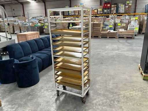 Chariot d’étagère avec 20 plaques de cuisson